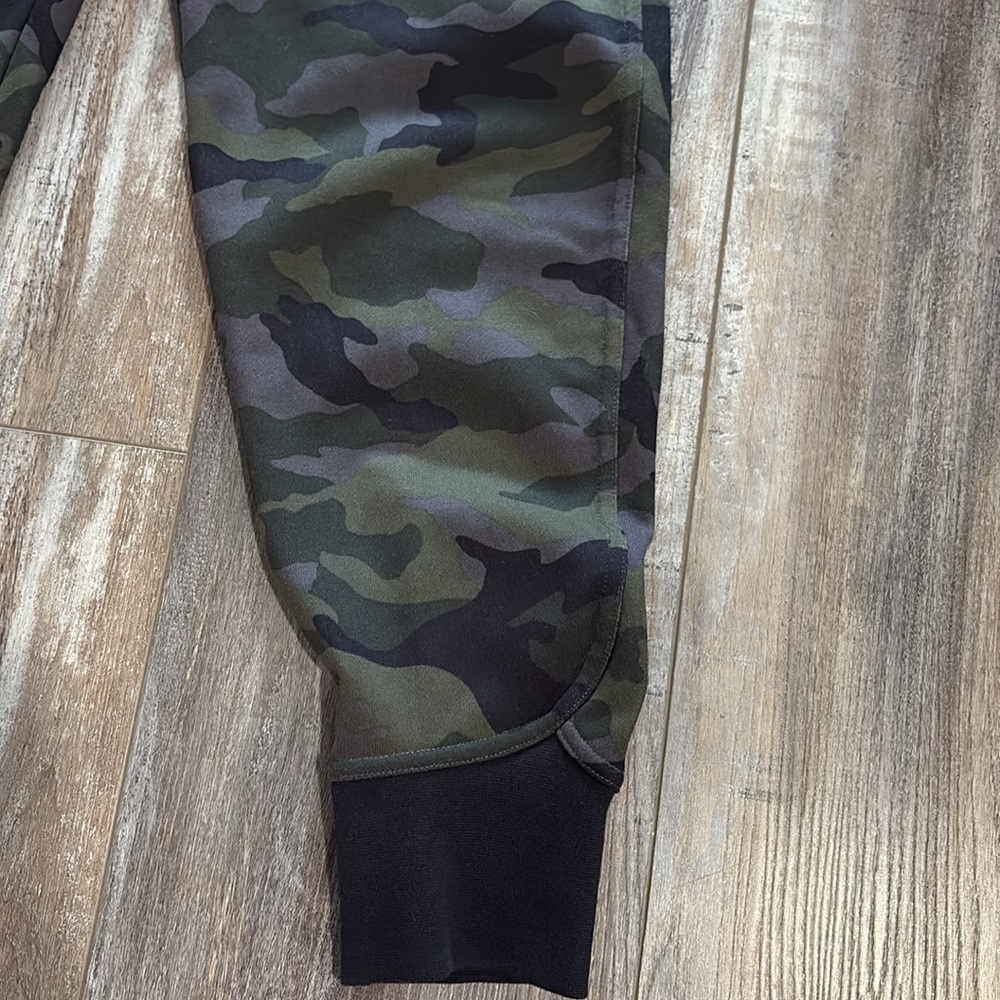 Nike Camo Dry Fit Get Fit Jogger Sweatpants small NEW - Picture 12 of 13